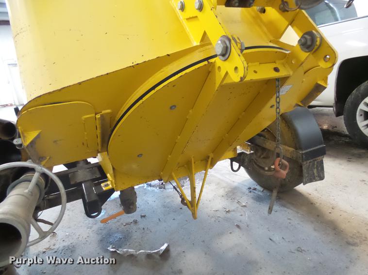 image for item DX9045 2005 Hurc-o-vac vac system