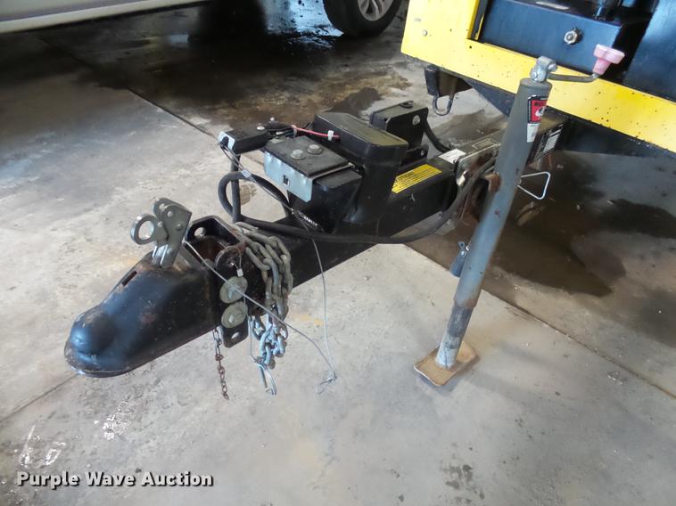 image for item DX9045 2005 Hurc-o-vac vac system