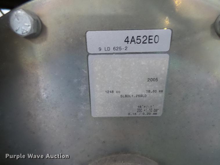 image for item DX9045 2005 Hurc-o-vac vac system