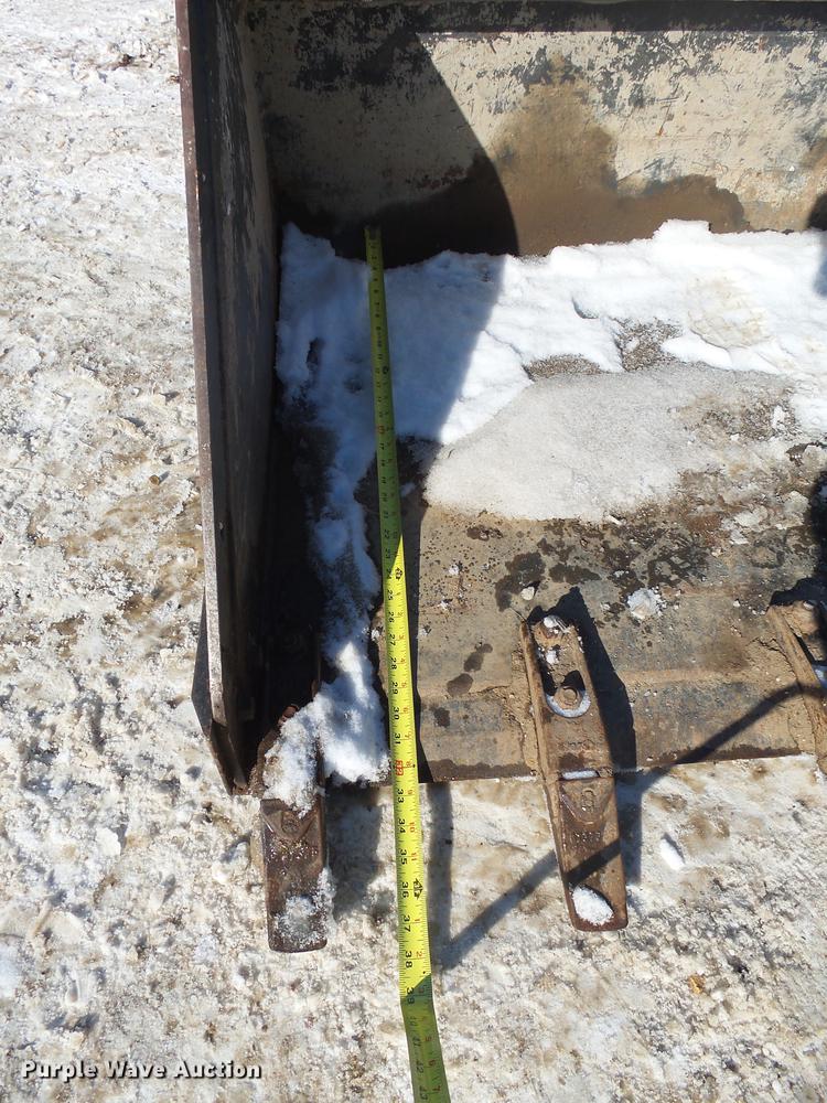 image for item DX9047 2012 Bobcat S770 skid steer