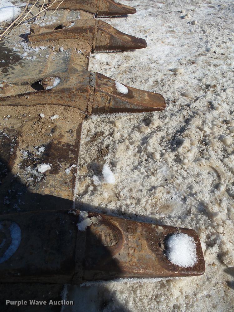 image for item DX9047 2012 Bobcat S770 skid steer