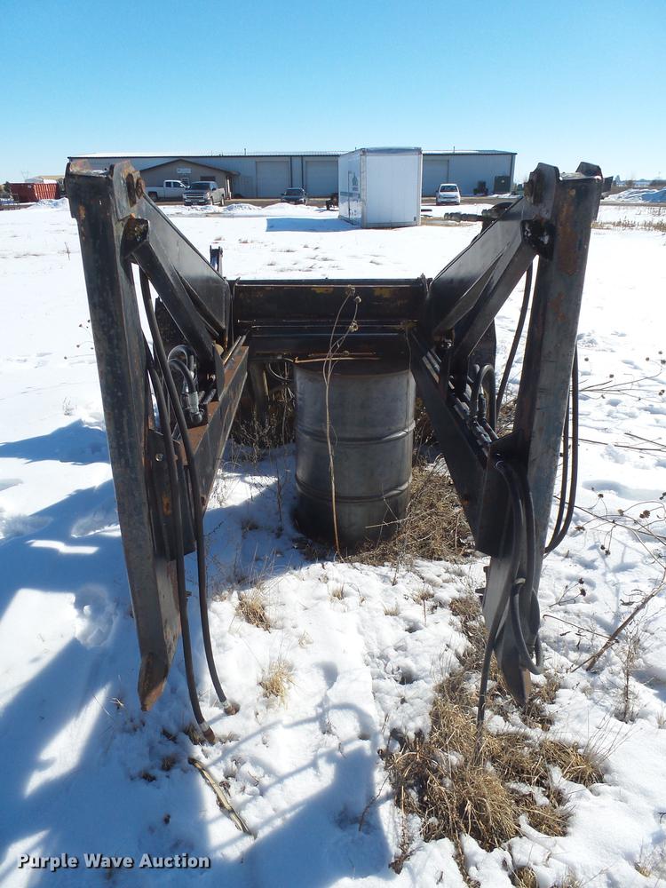 image for item DX9051 Miller loader