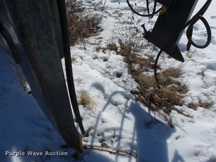 image for item DX9051 Miller loader