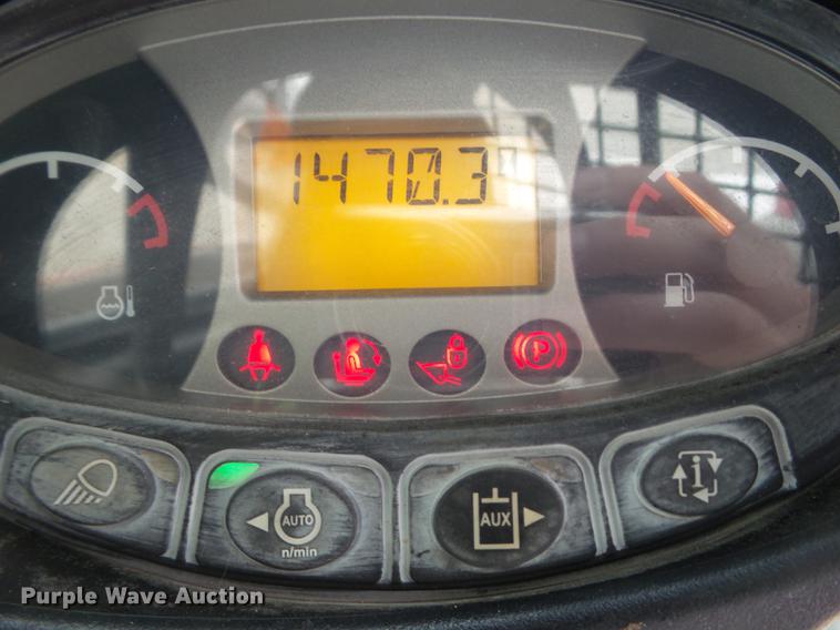 image for item DZ9252 2014 Bobcat T650 skid steer