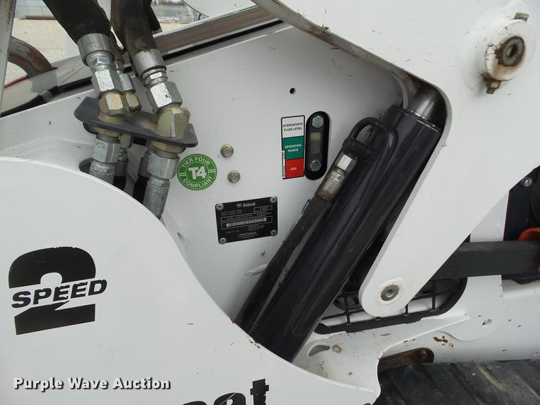 image for item DZ9252 2014 Bobcat T650 skid steer