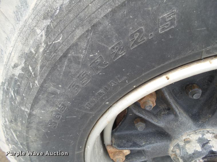 image for item DZ9253 1991 Mack RB690S roll off truck