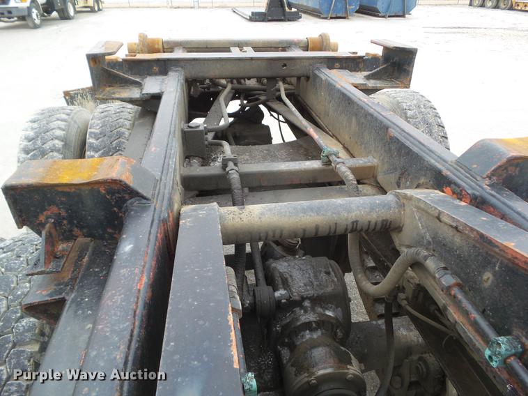 image for item DZ9253 1991 Mack RB690S roll off truck