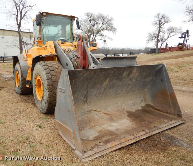 image for item EC9451 2004 Volvo L120E wheel loader