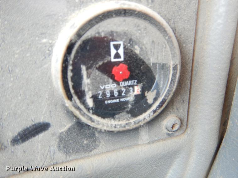 image for item EC9451 2004 Volvo L120E wheel loader