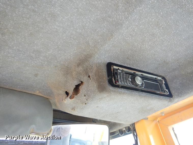 image for item EC9451 2004 Volvo L120E wheel loader