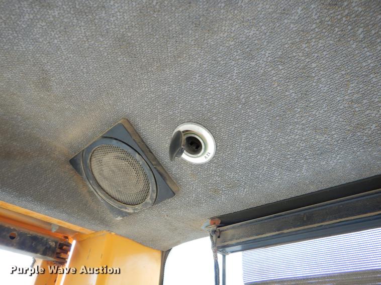 image for item EC9451 2004 Volvo L120E wheel loader