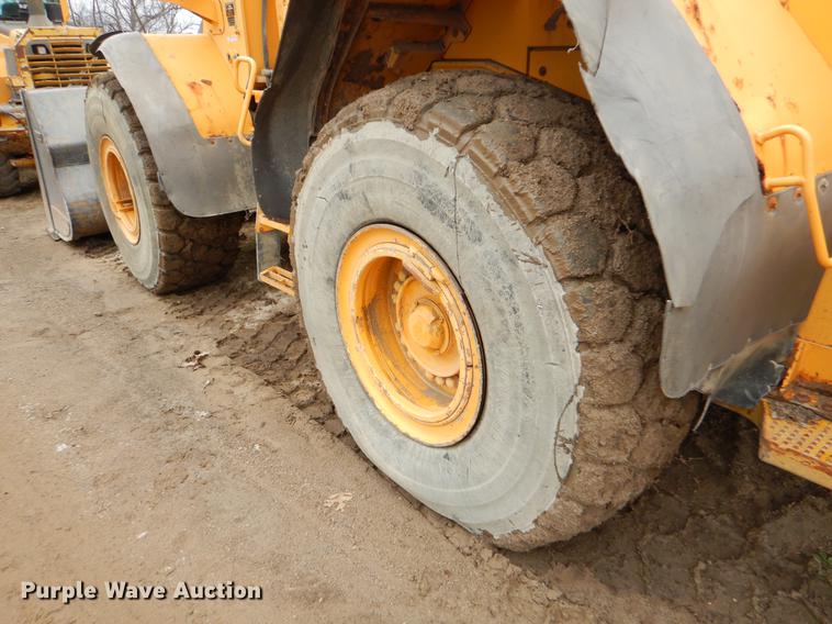 image for item EC9451 2004 Volvo L120E wheel loader
