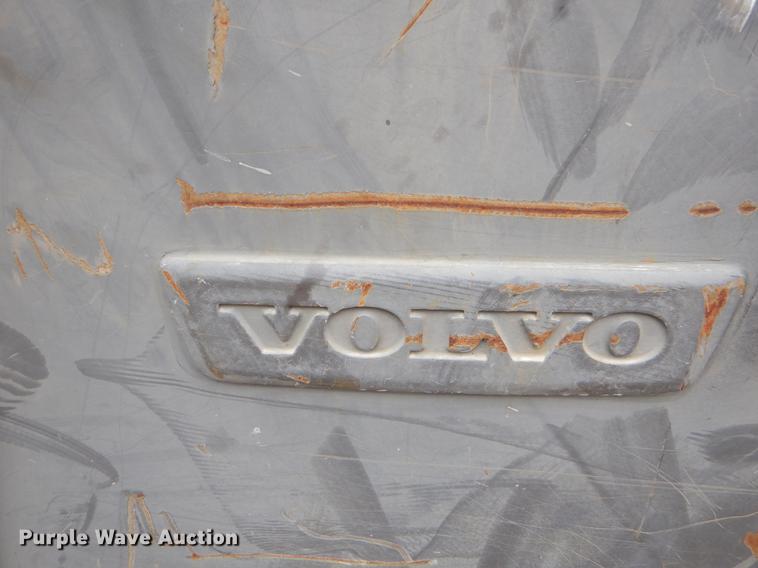 image for item EC9451 2004 Volvo L120E wheel loader