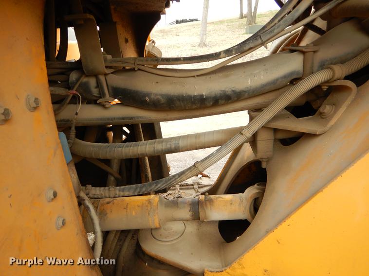 image for item EC9451 2004 Volvo L120E wheel loader