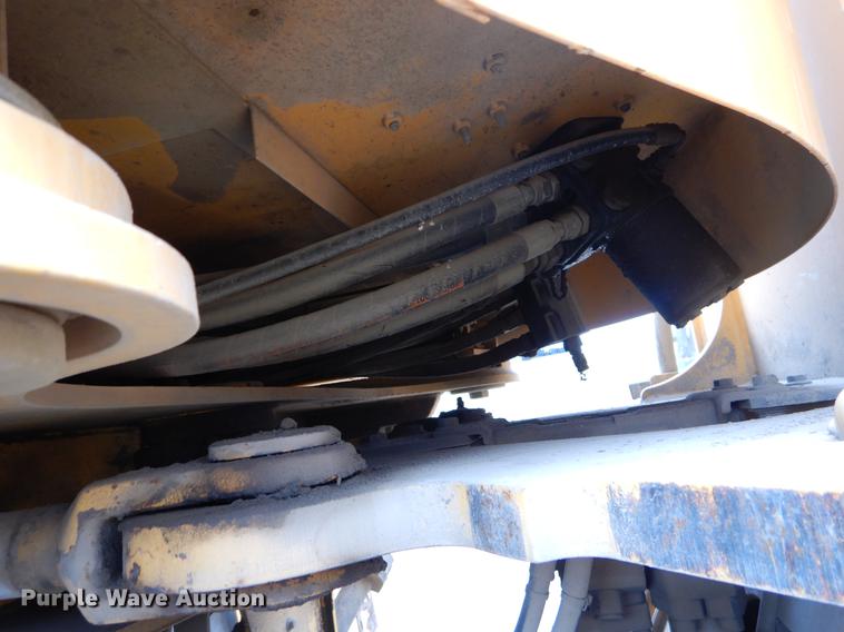 image for item EC9451 2004 Volvo L120E wheel loader