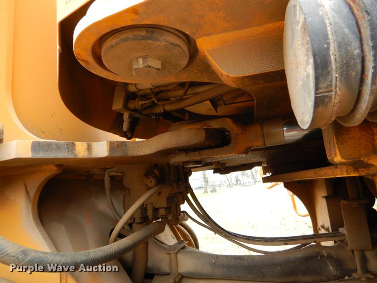 image for item EC9451 2004 Volvo L120E wheel loader