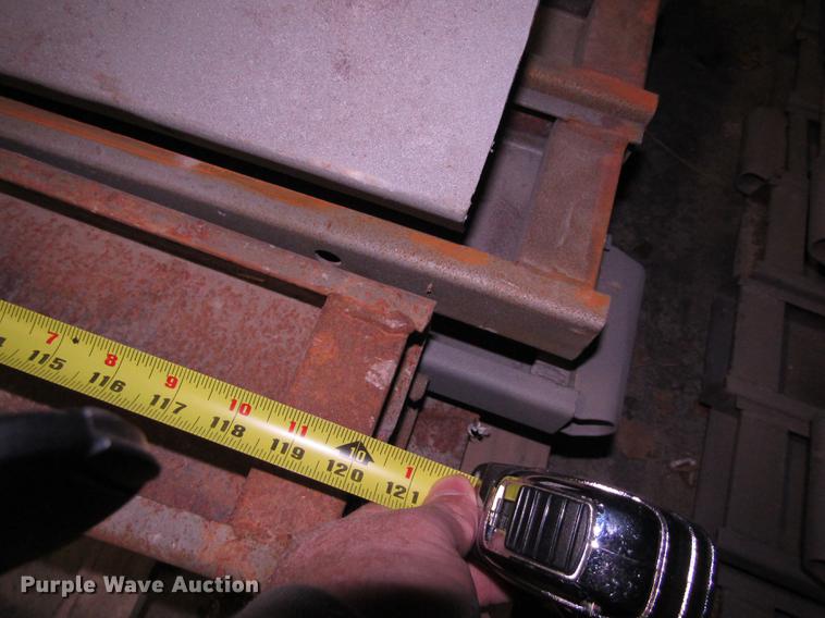 image for item EI9278 (24) metal concrete forms