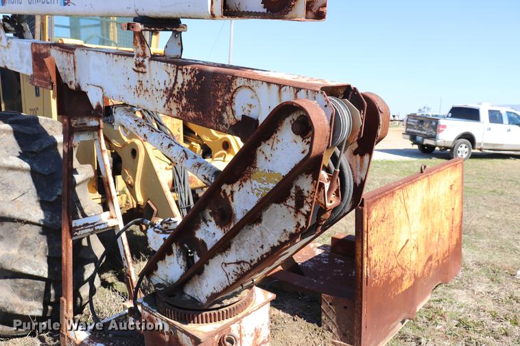 image for item EJ9764 Tigercat 720C feller buncher