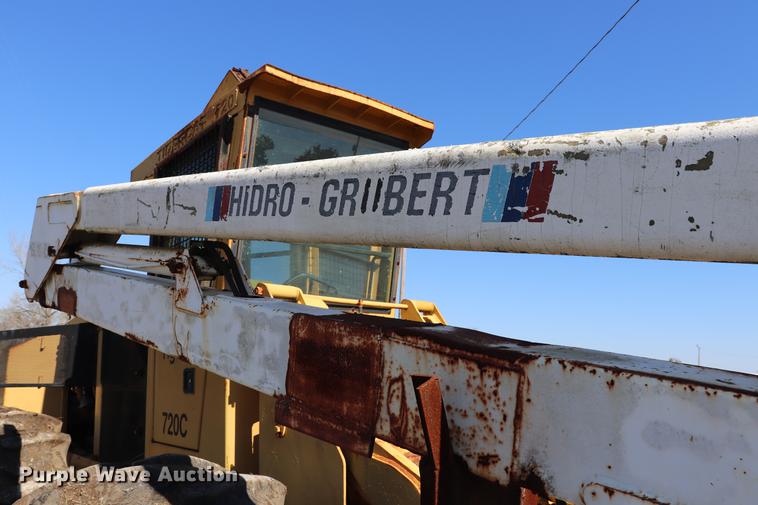 image for item EJ9764 Tigercat 720C feller buncher