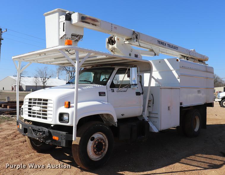image for item EJ9769 1999 GMC C7500 bucket truck
