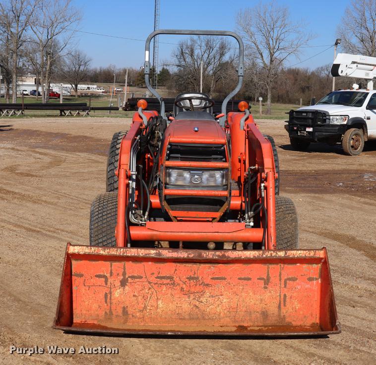 image for item EJ9770 Kubota L3130D MFWD tractor