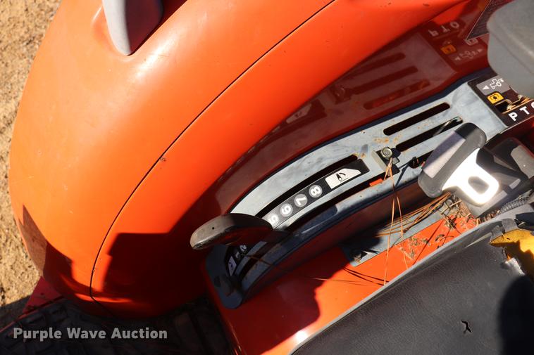 image for item EJ9770 Kubota L3130D MFWD tractor