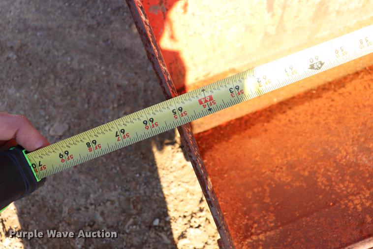 image for item EJ9770 Kubota L3130D MFWD tractor