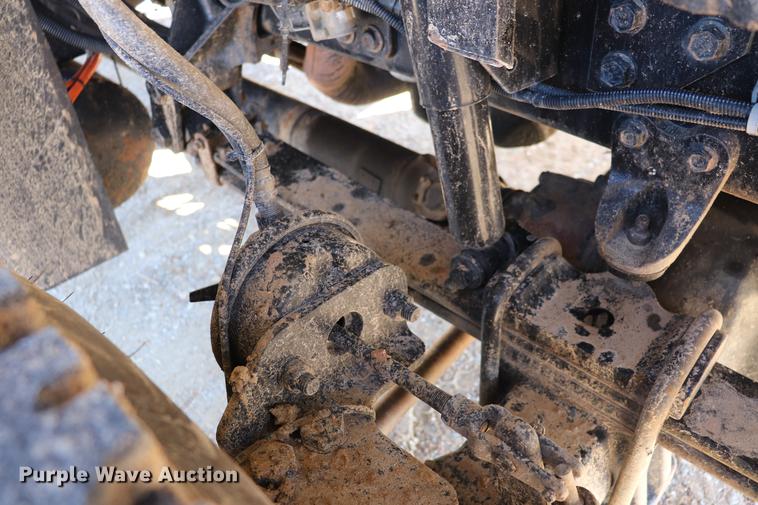 image for item EJ9772 2006 International 7300 digger derrick truck