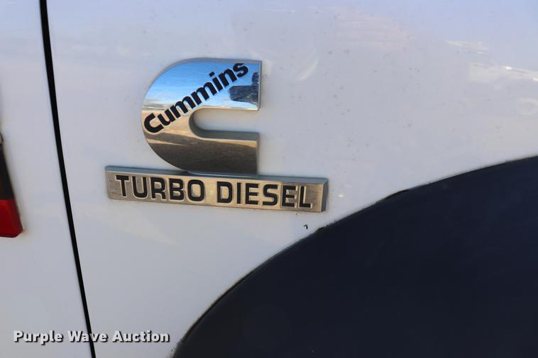 image for item EJ9773 2009 Dodge Ram 5500 bucket truck