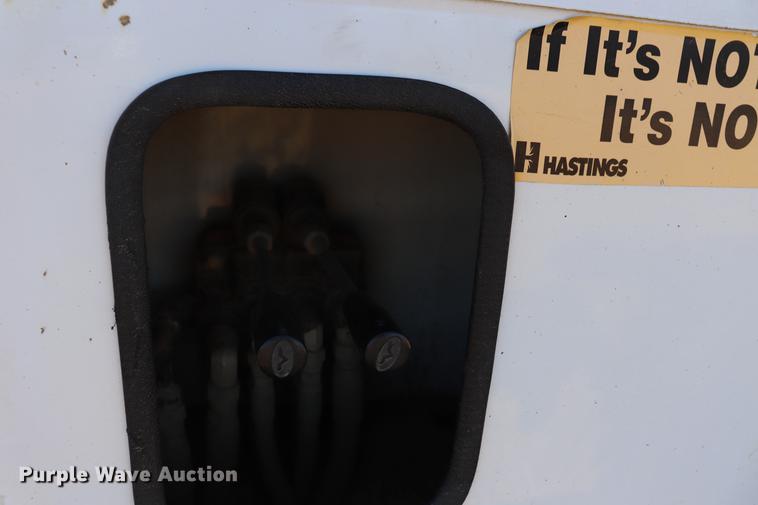 image for item EJ9773 2009 Dodge Ram 5500 bucket truck