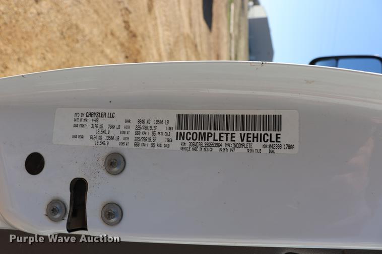 image for item EJ9773 2009 Dodge Ram 5500 bucket truck