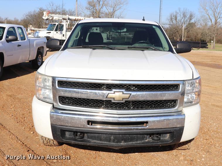 image for item EJ9774 2009 Chevrolet Silverado 1500 Ext. Cab pickup truck