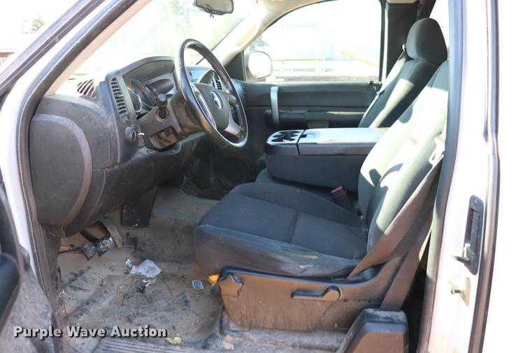 image for item EJ9774 2009 Chevrolet Silverado 1500 Ext. Cab pickup truck