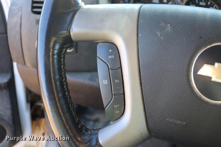 image for item EJ9774 2009 Chevrolet Silverado 1500 Ext. Cab pickup truck