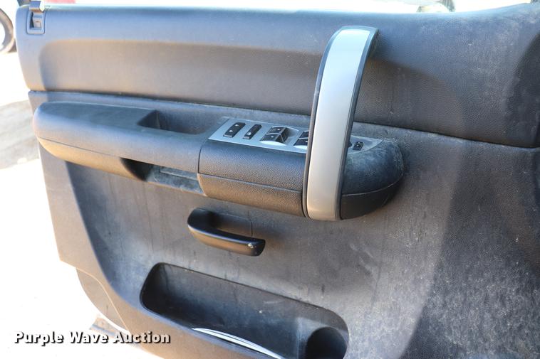 image for item EJ9774 2009 Chevrolet Silverado 1500 Ext. Cab pickup truck