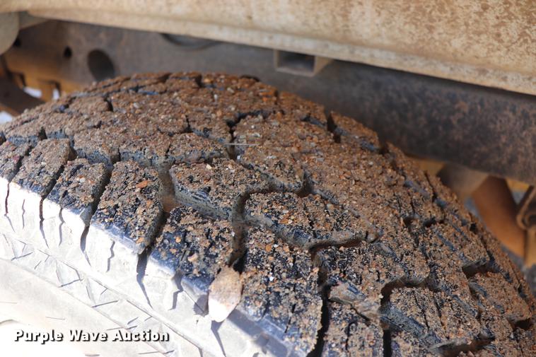 image for item EJ9774 2009 Chevrolet Silverado 1500 Ext. Cab pickup truck