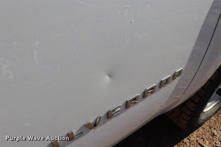 image for item EJ9775 2010 Chevrolet Silverado 1500 Ext. Cab pickup truck