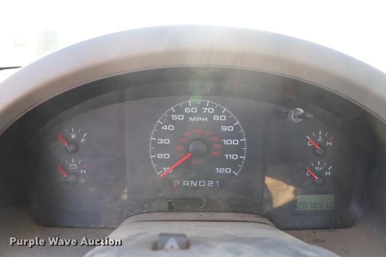 image for item EJ9776 2008 Ford F150 pickup truck