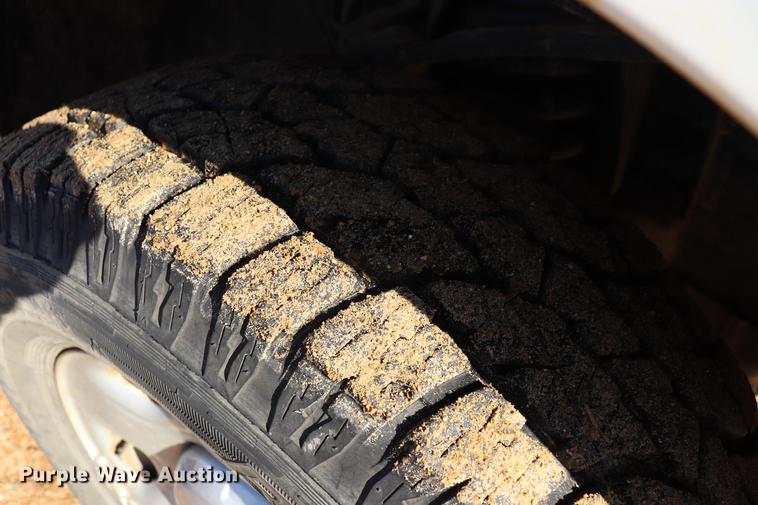 image for item EJ9776 2008 Ford F150 pickup truck