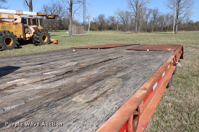 image for item EJ9779 1984 Beeline equipment trailer