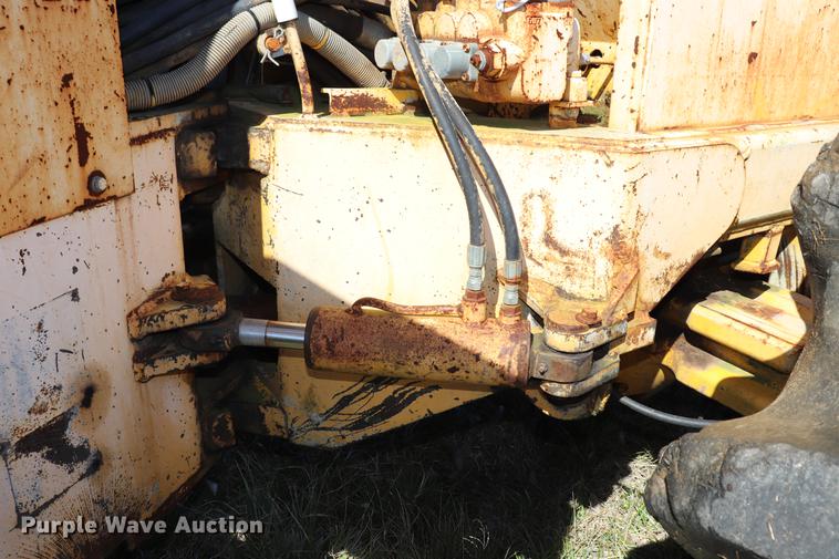 image for item EJ9780 Kershaw 55-4 tree trimmer