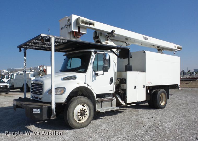 image for item J8532 2008 Freightliner M2 106 bucket truck
