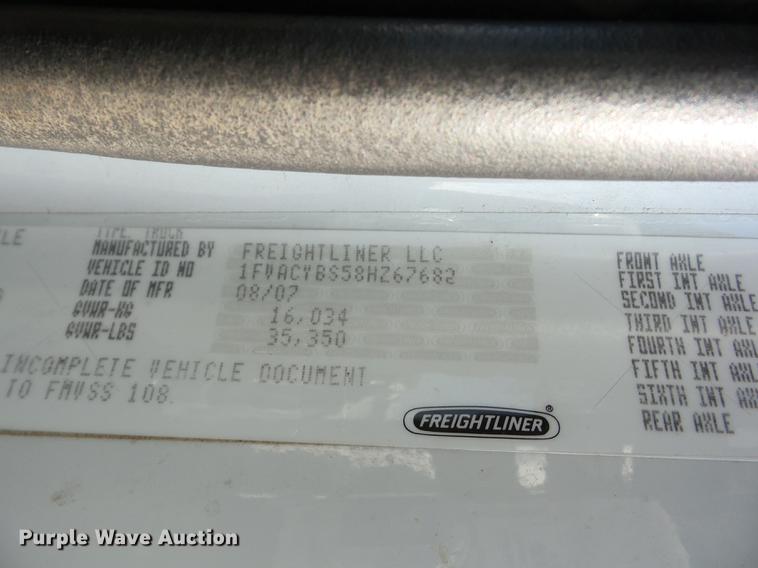 image for item J8532 2008 Freightliner M2 106 bucket truck