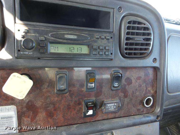 image for item J8532 2008 Freightliner M2 106 bucket truck