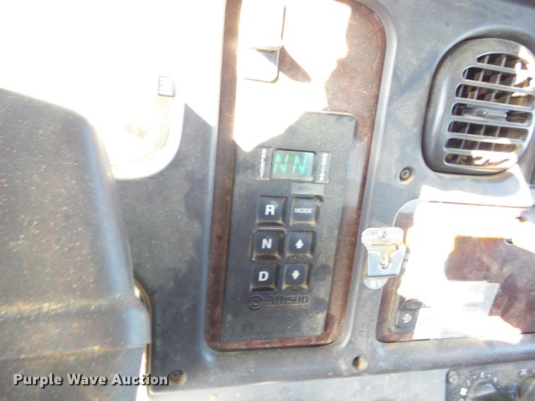 image for item J8532 2008 Freightliner M2 106 bucket truck