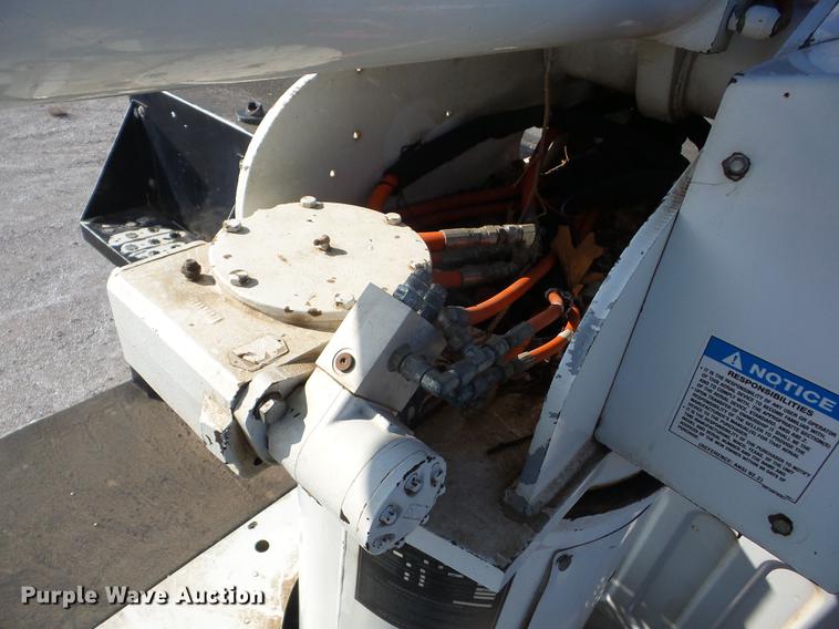 image for item J8532 2008 Freightliner M2 106 bucket truck