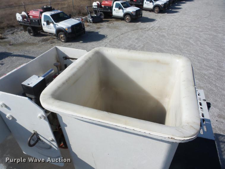 image for item J8532 2008 Freightliner M2 106 bucket truck