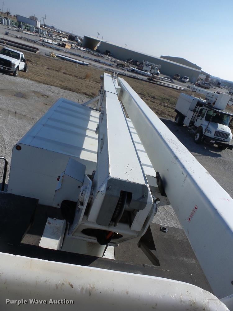 image for item J8532 2008 Freightliner M2 106 bucket truck