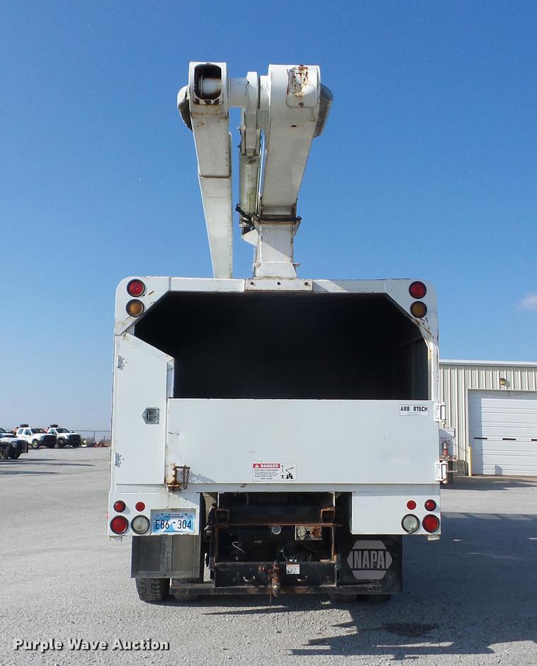 image for item J8533 2008 Freightliner M2 106 bucket truck
