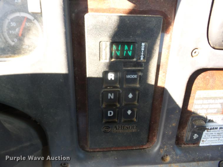 image for item J8533 2008 Freightliner M2 106 bucket truck